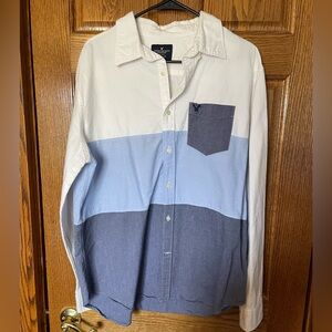 🦋3 for $10🦋 American Eagle Outfitters Colorblock Button-Down Shirt
